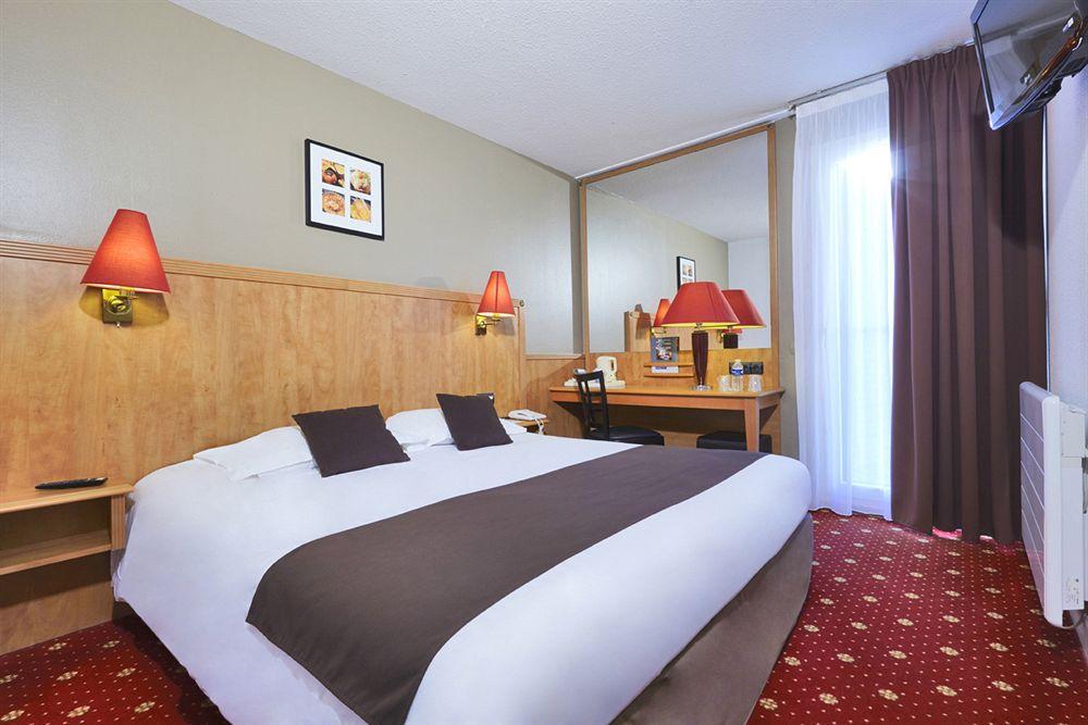 Kyriad Geneve St-Genis-Pouilly 상 제니 푸이 외부 사진