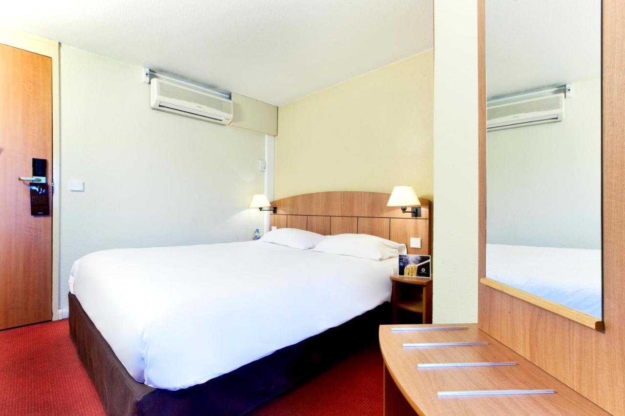 Kyriad Geneve St-Genis-Pouilly 상 제니 푸이 외부 사진